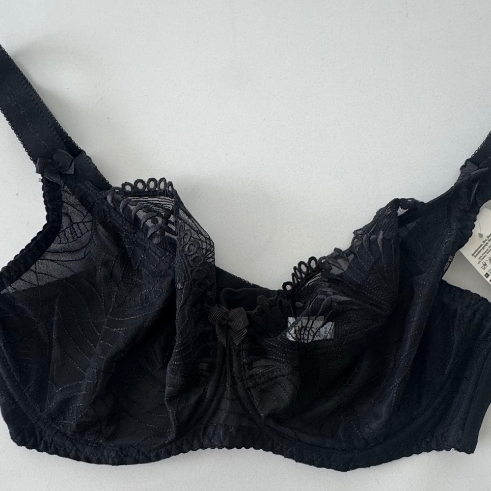 Black Nessa Bra Selena Style 38F